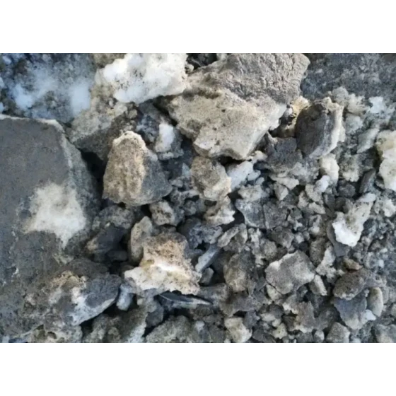 Essai complet de récupération de métaux précieux à partir de laitier de haut fourneau