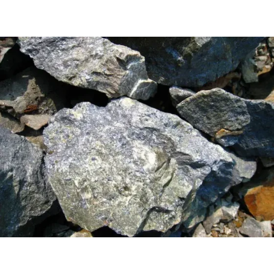 Essai de traitement minéral du minerai polymétallique de tungstène-étain-molybdène