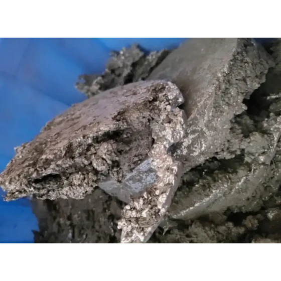 Test d'enrichissement en métaux à partir de résidus chimiques d'étain