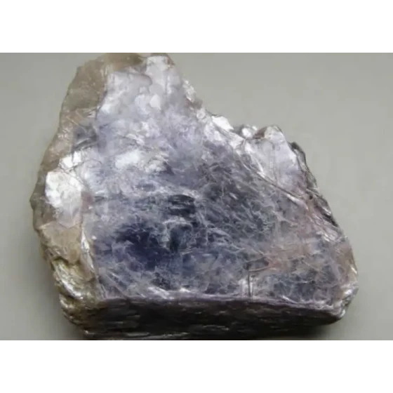 Essai de traitement minéral du minerai de lithium