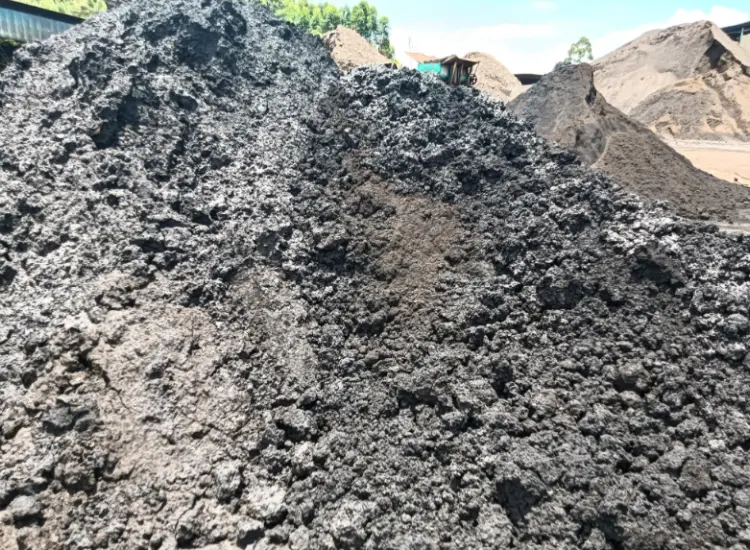 Test d'extraction d'aluminium à partir de laitier de haut fourneau à haute teneur en alumine