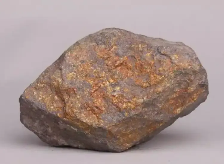 Essai de traitement minéral du minerai de sulfure polymétallique