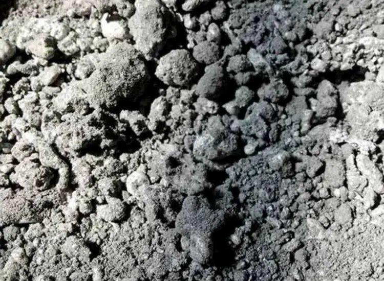 Test de traitement et de récupération des scories hydrométallurgiques