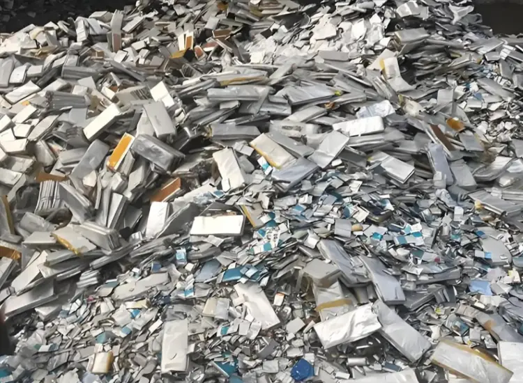 Essai de récupération de plusieurs métaux à partir de catalyseurs de dénitration usés